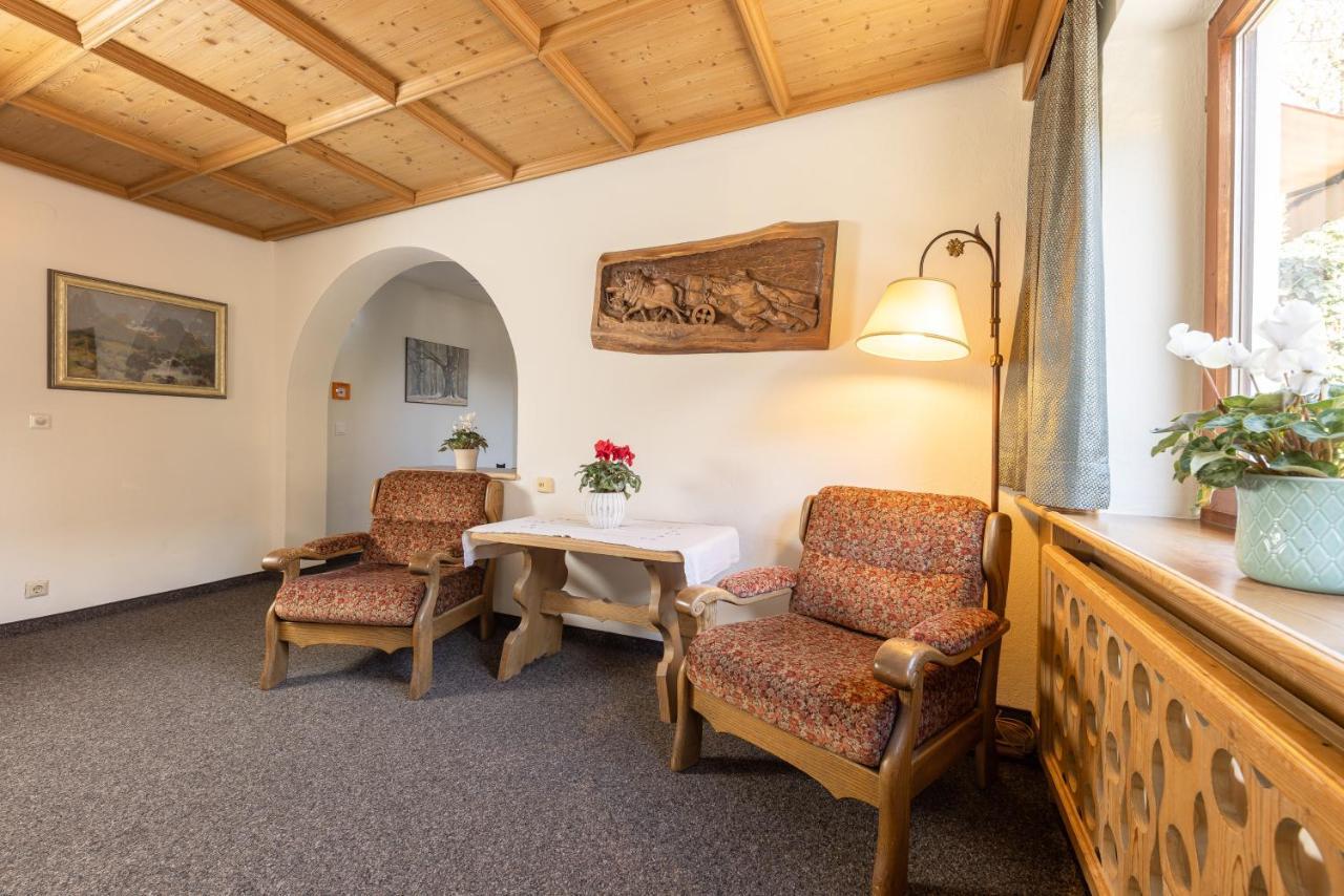 Pension Gulla - Ferienhaus Appartements B&B Нойштифт-им-Штубайталь Экстерьер фото