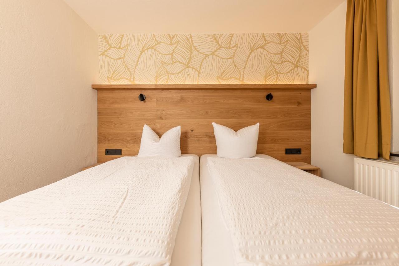 Pension Gulla - Ferienhaus Appartements B&B Нойштифт-им-Штубайталь Экстерьер фото