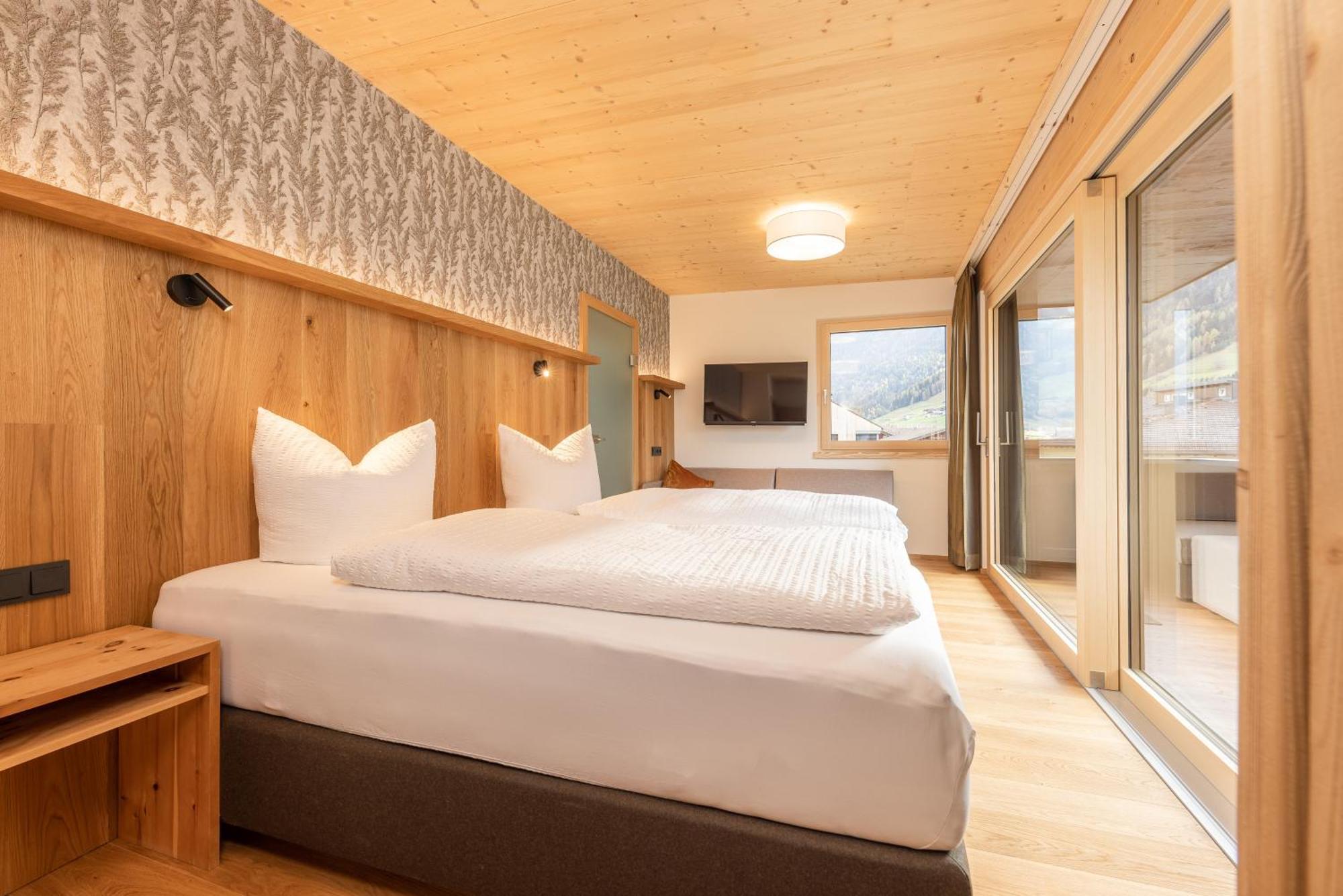 Pension Gulla - Ferienhaus Appartements B&B Нойштифт-им-Штубайталь Экстерьер фото
