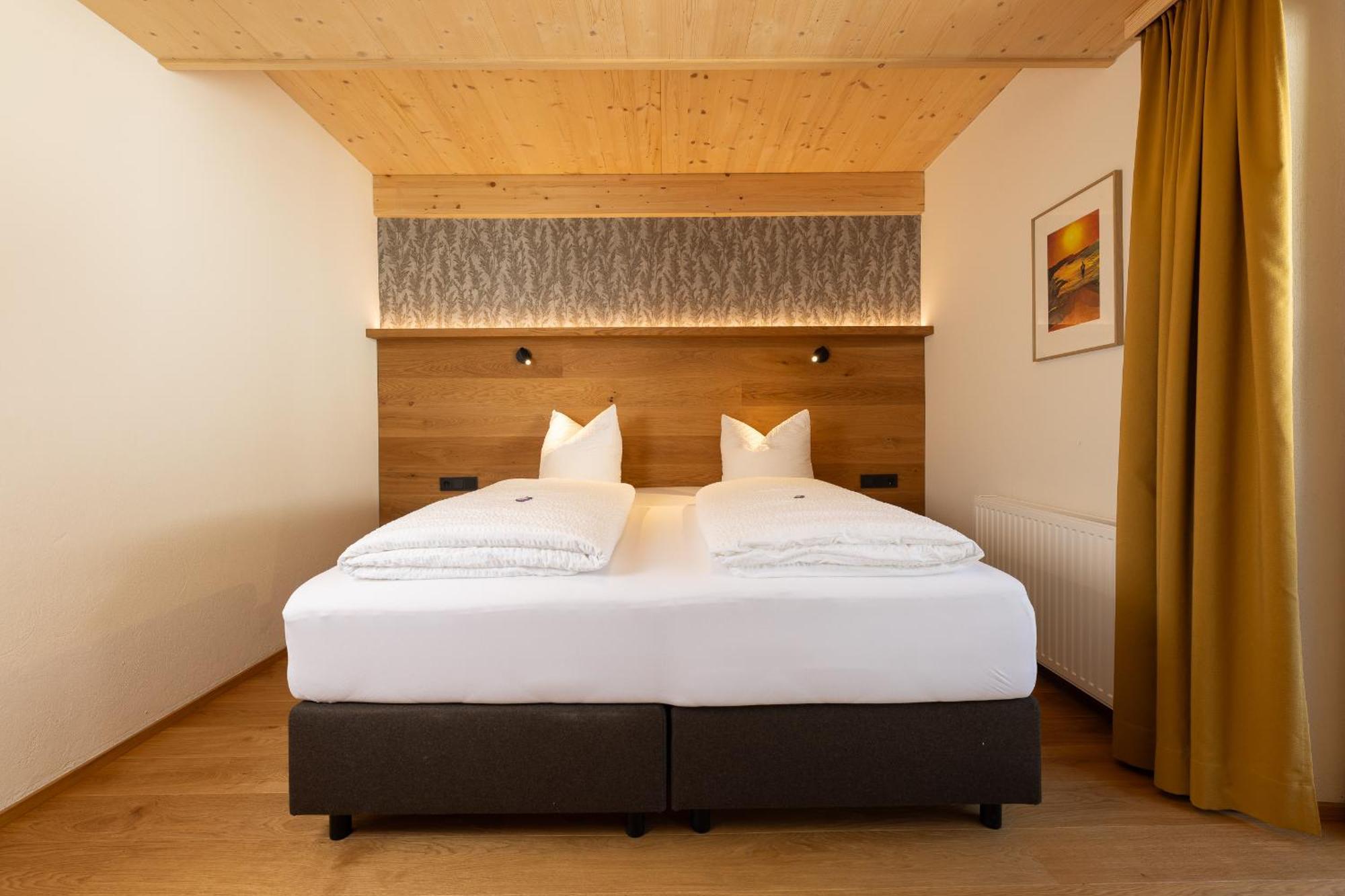 Pension Gulla - Ferienhaus Appartements B&B Нойштифт-им-Штубайталь Экстерьер фото