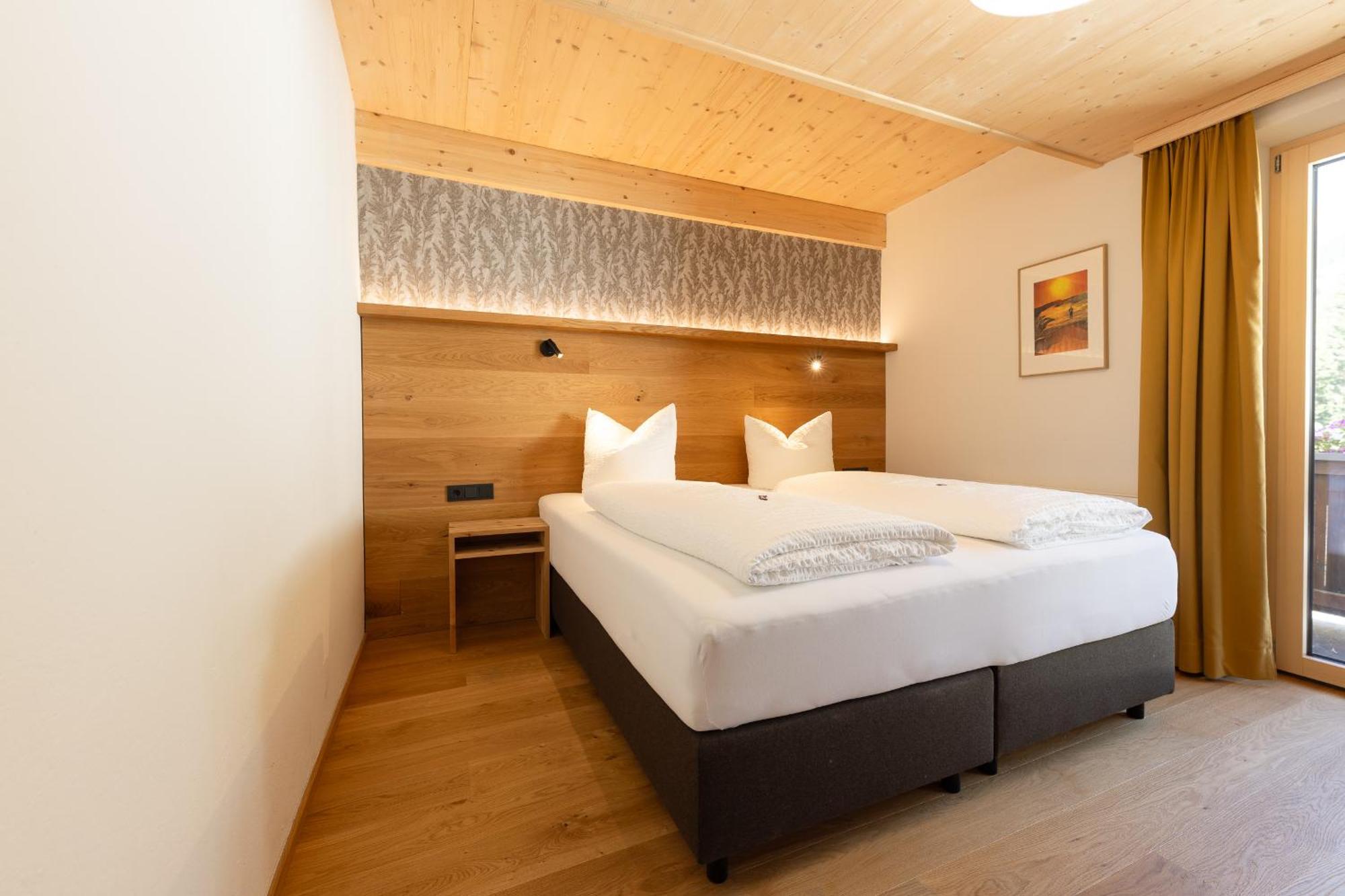 Pension Gulla - Ferienhaus Appartements B&B Нойштифт-им-Штубайталь Экстерьер фото