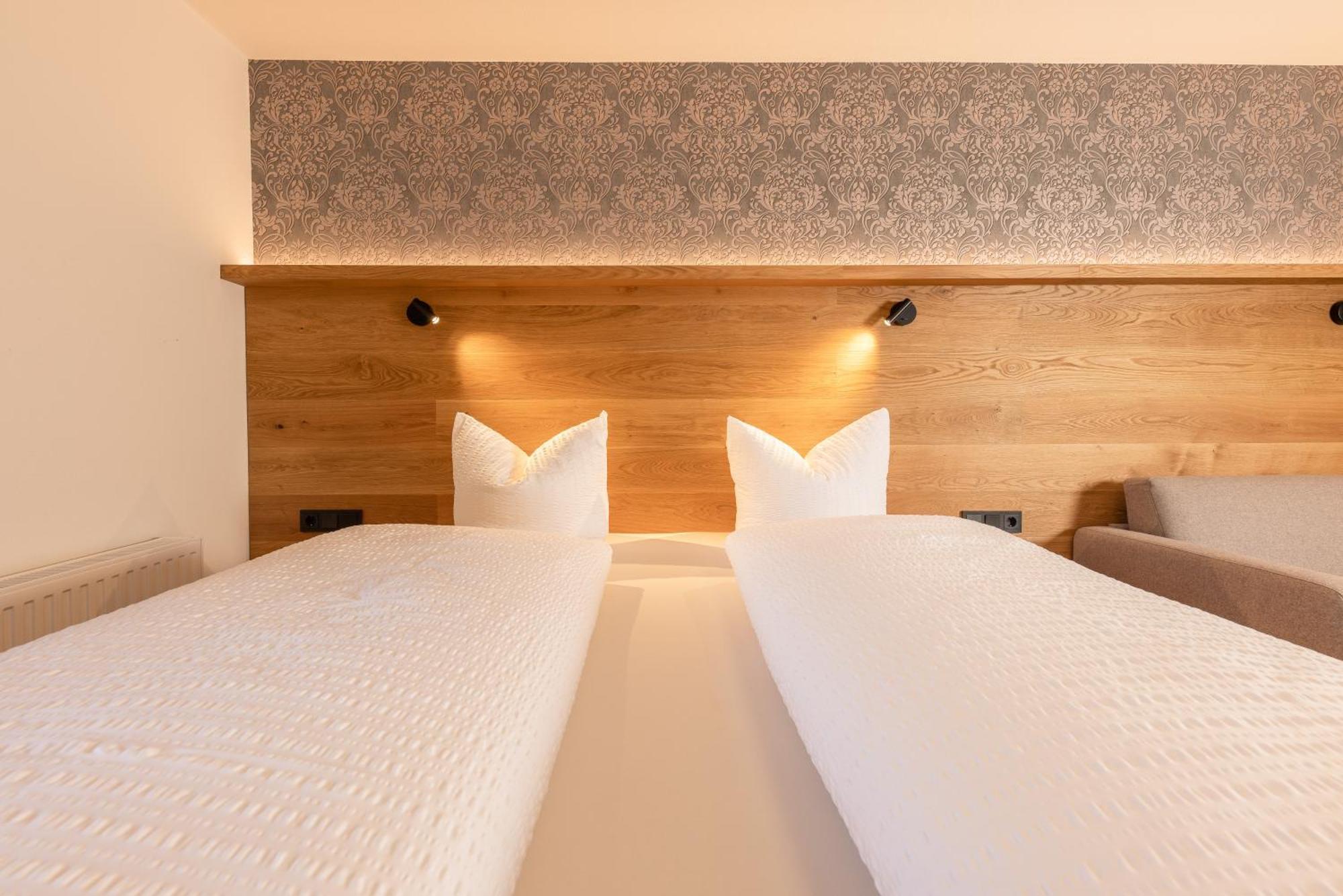 Pension Gulla - Ferienhaus Appartements B&B Нойштифт-им-Штубайталь Экстерьер фото